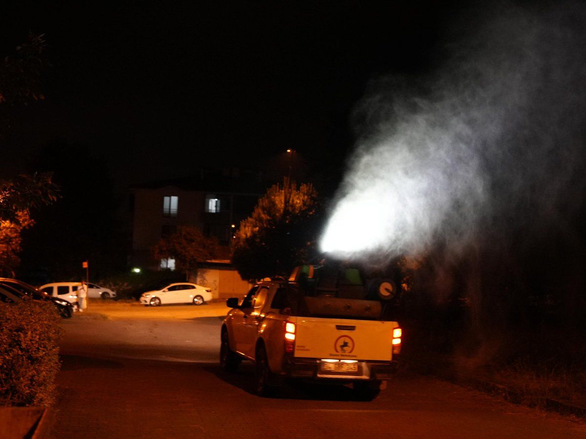 64 MAHALLEDE YOĞUN İLAÇLAMA ÇALIŞMASI