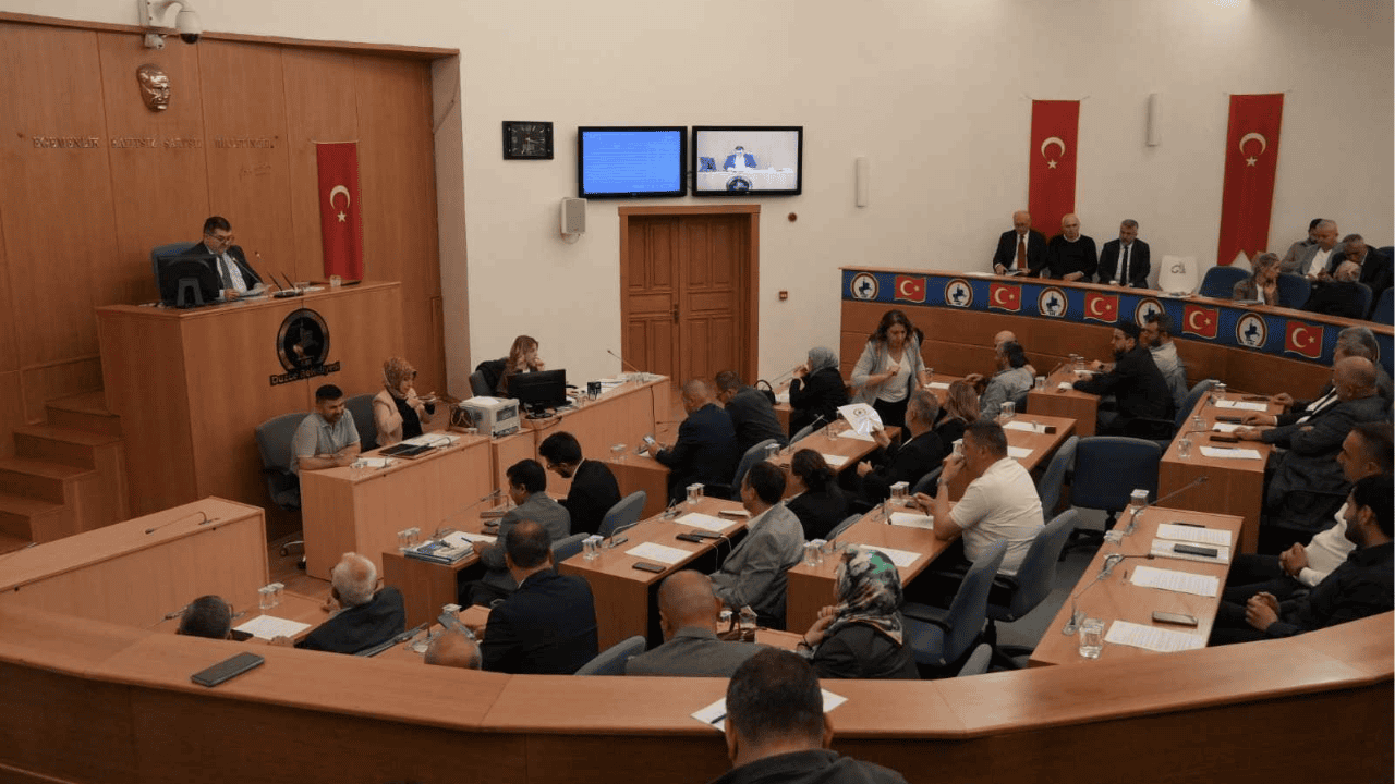DÜZCE BELEDİYE MECLİSİ MAYIS AYI OTURUMUNDA ÖNEMLİ KARARLAR ALINDI