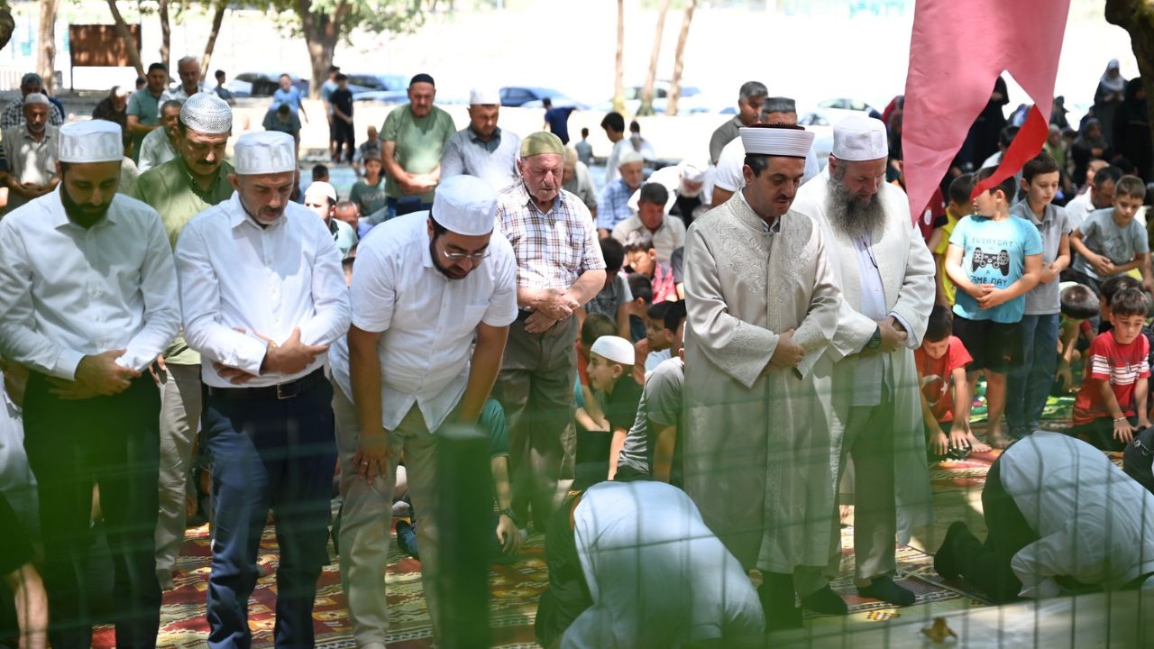 Beyköy'de Yağmur Duasında Gönüller Bir Oldu