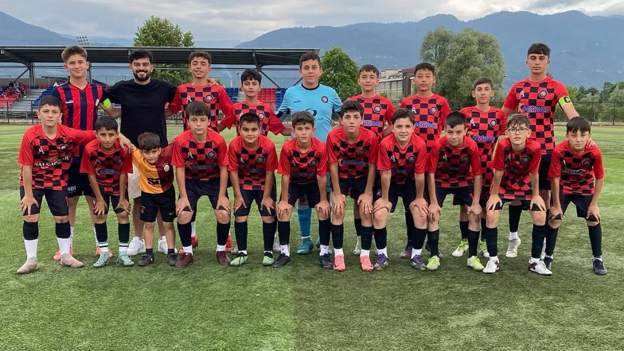 BEYKÖY U13 TAKIMI TÜM MAÇLARINI KAZANARAK ŞAMPİYON OLDU