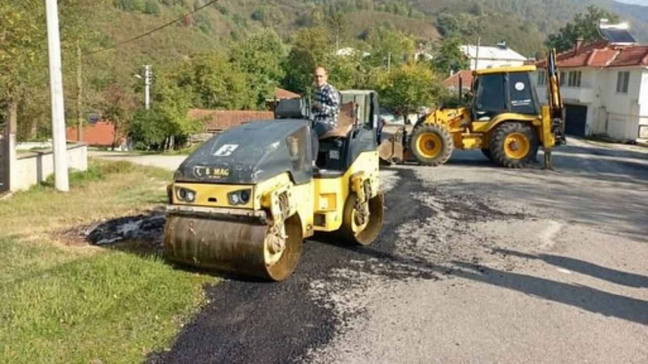 Çilimli Köylerinde Yollar Yenileniyor Hızardere ve Bıçkıbaşı'nda Bakım Tamamlandı