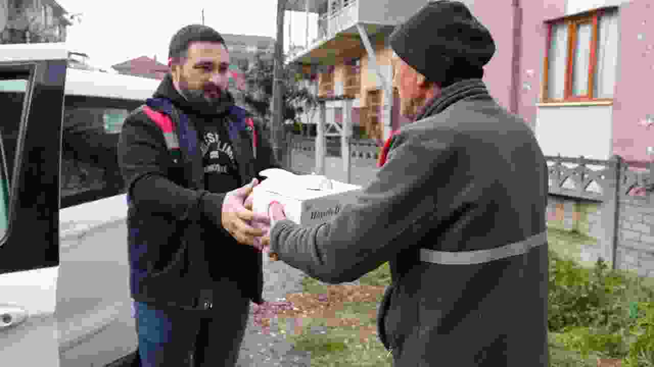 Düzce Belediyesi'nden İhtiyaç Sahiplerine Destek Eli