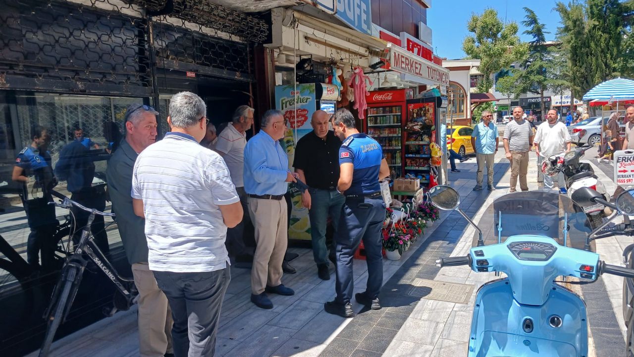 Düzce Belediyesi'nden Temizlik Seferberliği Kurallara Uymayan Esnafa Ceza Yolda