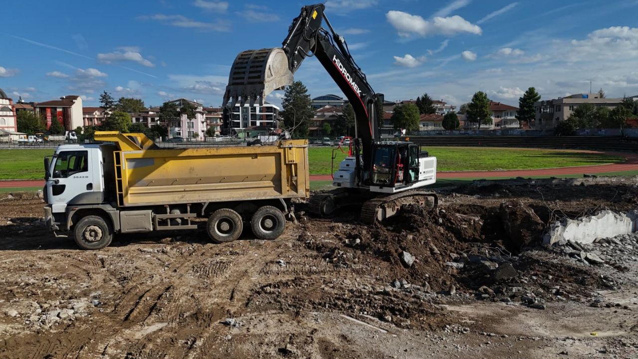 Düzce Belediyesi'nden Yeni Yaşam Alanı Millet Bahçesi-2 Projesi Başladı