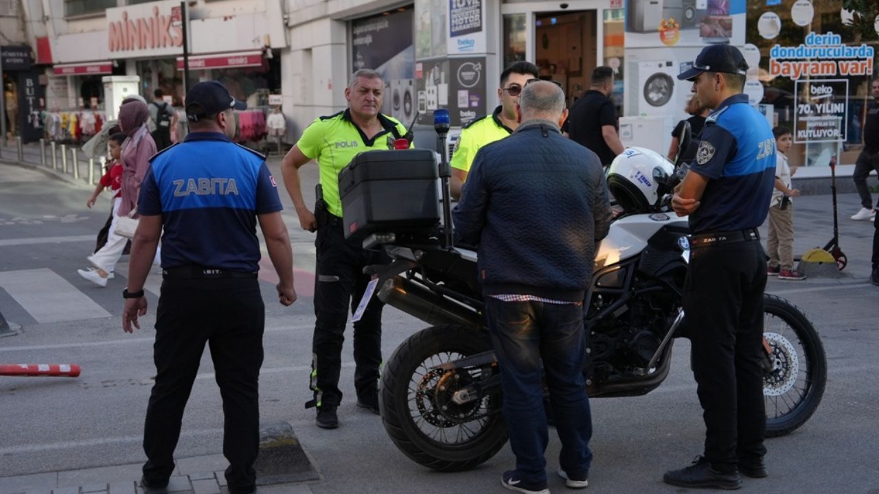 Düzce Belediyesi Zabıta Müdürlüğü'nden 9 Aylık Yoğun Mesai; 3.699 İş Yeri Denetlendi, 113 İş Yeri Kapatıldı