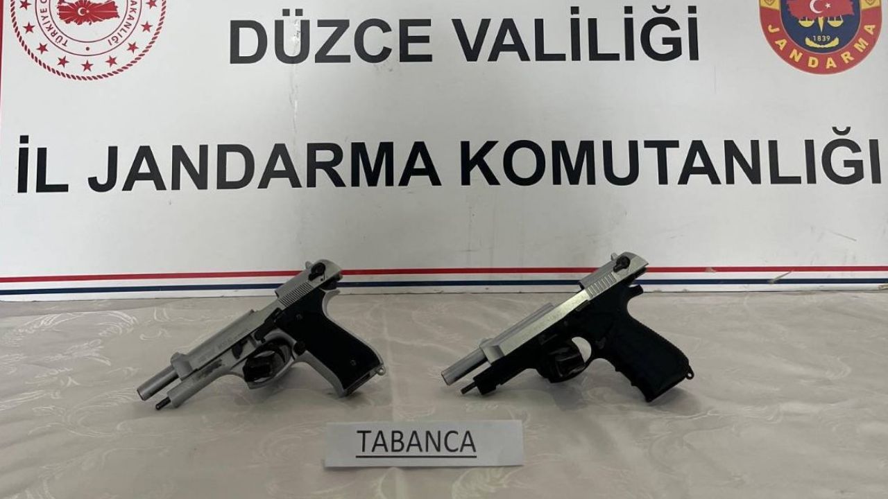 Düzce Çiftlik Köyü'nde Düğünde Silah Atan 4 Kişi Gözaltına Alındı