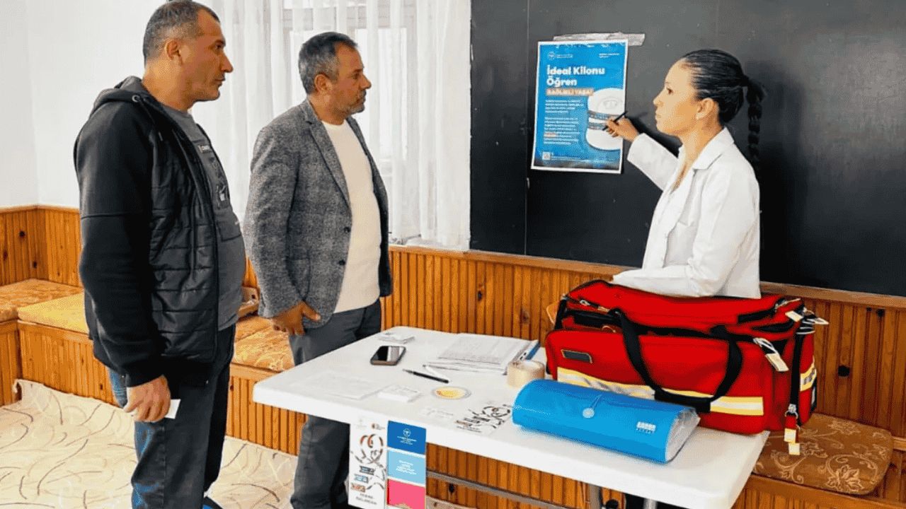 DÜZCE'DE İDEAL KİLONU ÖĞREN, SAĞLIKLI YAŞA KAMPANYASI DEVAM EDİYOR