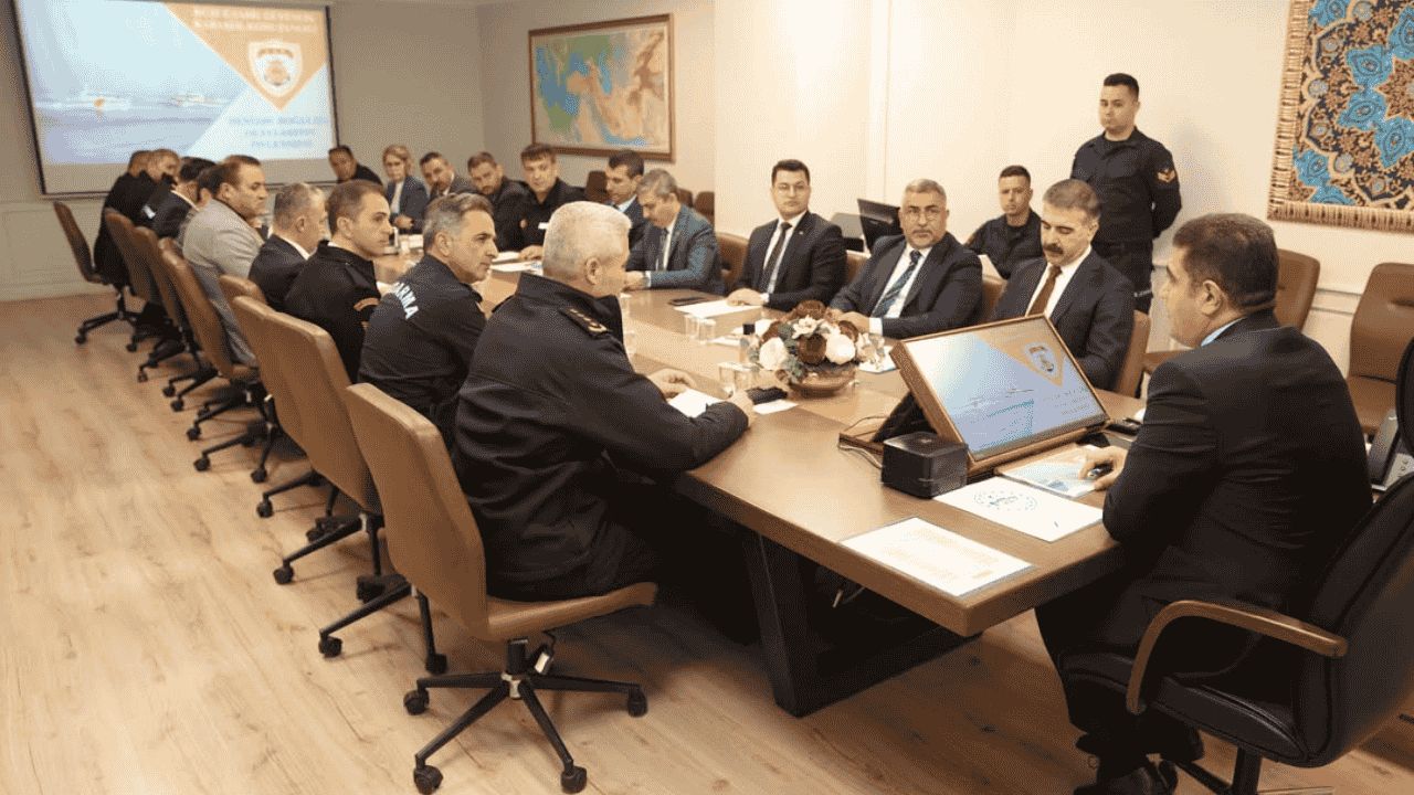 DÜZCE'DE SUDA BOĞULMALARI ÖNLEME KOMİSYONU TOPLANTISI GERÇEKLEŞTİRİLDİ