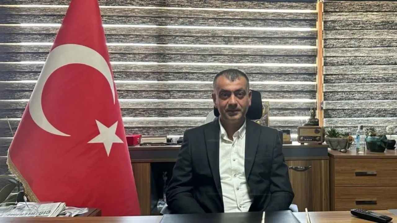 Düzce Gazeteciler Cemiyeti Başkanı Hakan Çakır'ın 29 Ekim Cumhuriyet Bayramı Mesajı