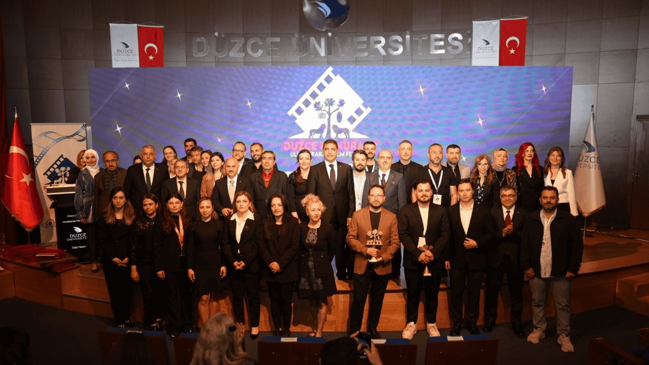 DÜZCE KONURALP ULUSLARARASI FİLM FESTİVALİ'NDE GÖRKEMLİ TÖRENLE ÖDÜLLER SAHİPLERİNİ BULDU