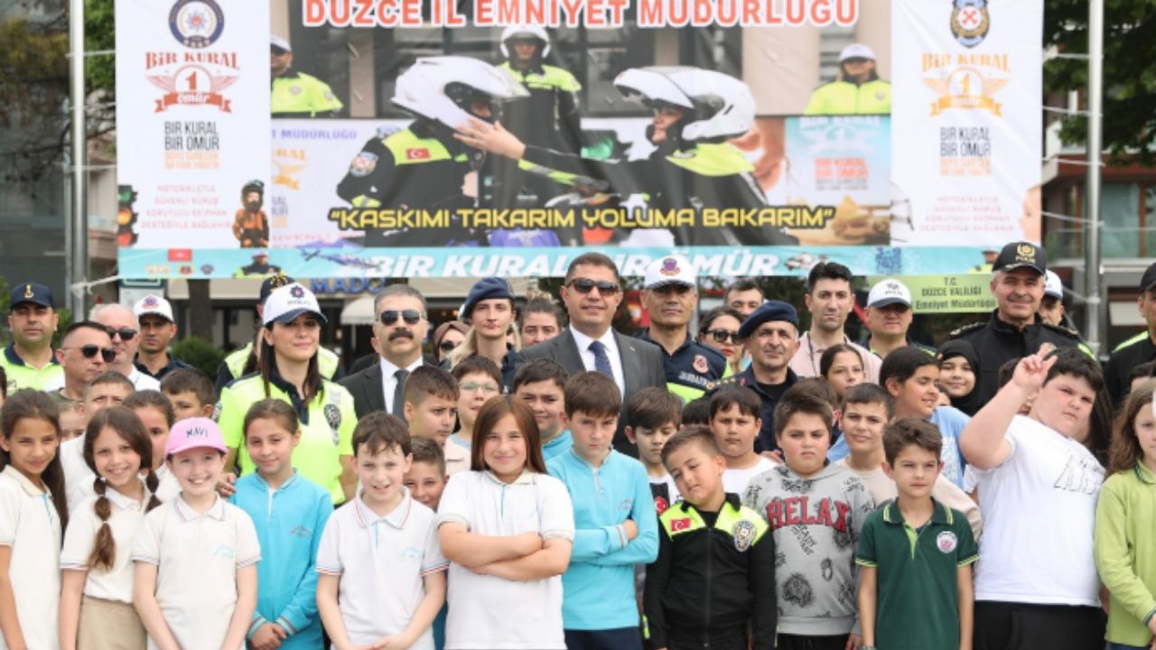 DÜZCE VALİSİ SELÇUK ASLAN'DAN TRAFİK HAFTASI MESAJI 