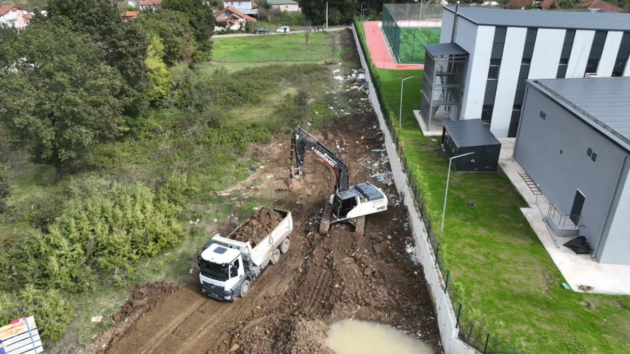 Gümüşova'da Yol Yapım Çalışmaları Sürüyor