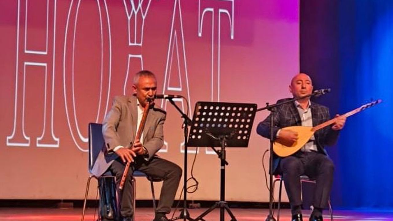 HOYAT'TAN 25. YILINDA ANADOLU SEVDASI'NA YAKIŞIR GECE