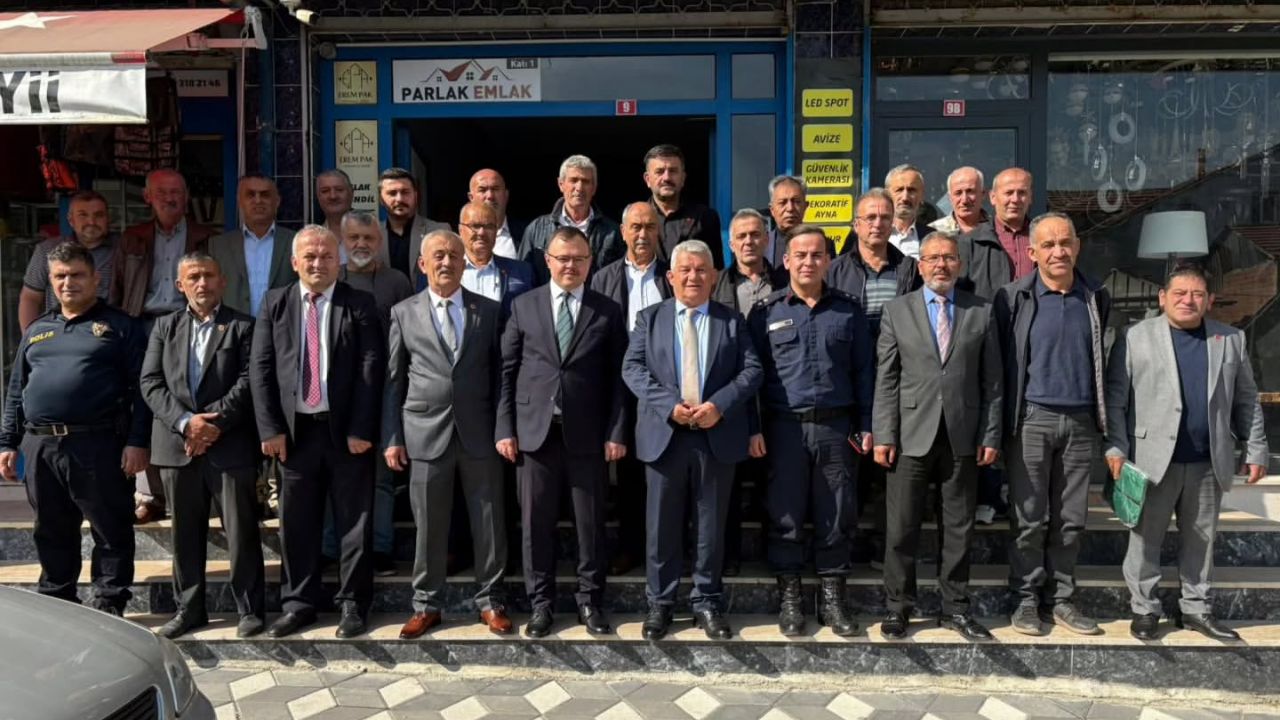 Kaynaşlı'da 19 Ekim Muhtarlar Günü Kutlandı