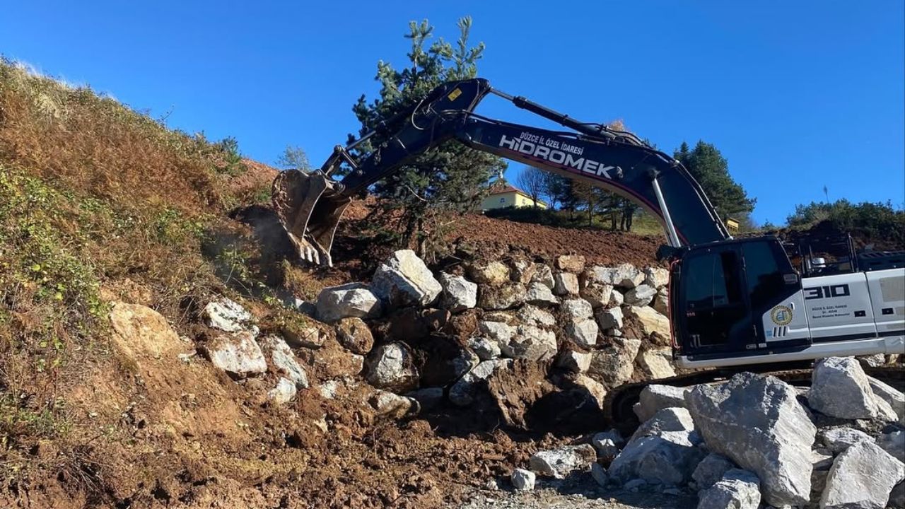 Kaynaşlı Dipsizgöl Yanıkbaşı'nda Heyelan Önlemleri Tamamlandı