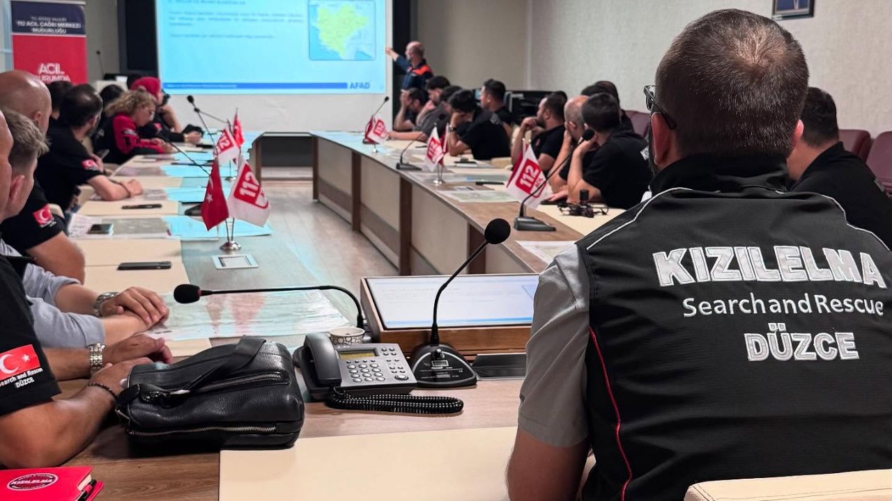 Kızılelma Arama ve Kurtarma Derneği'nde AFAD Akreditasyon Eğitimi Sürüyor