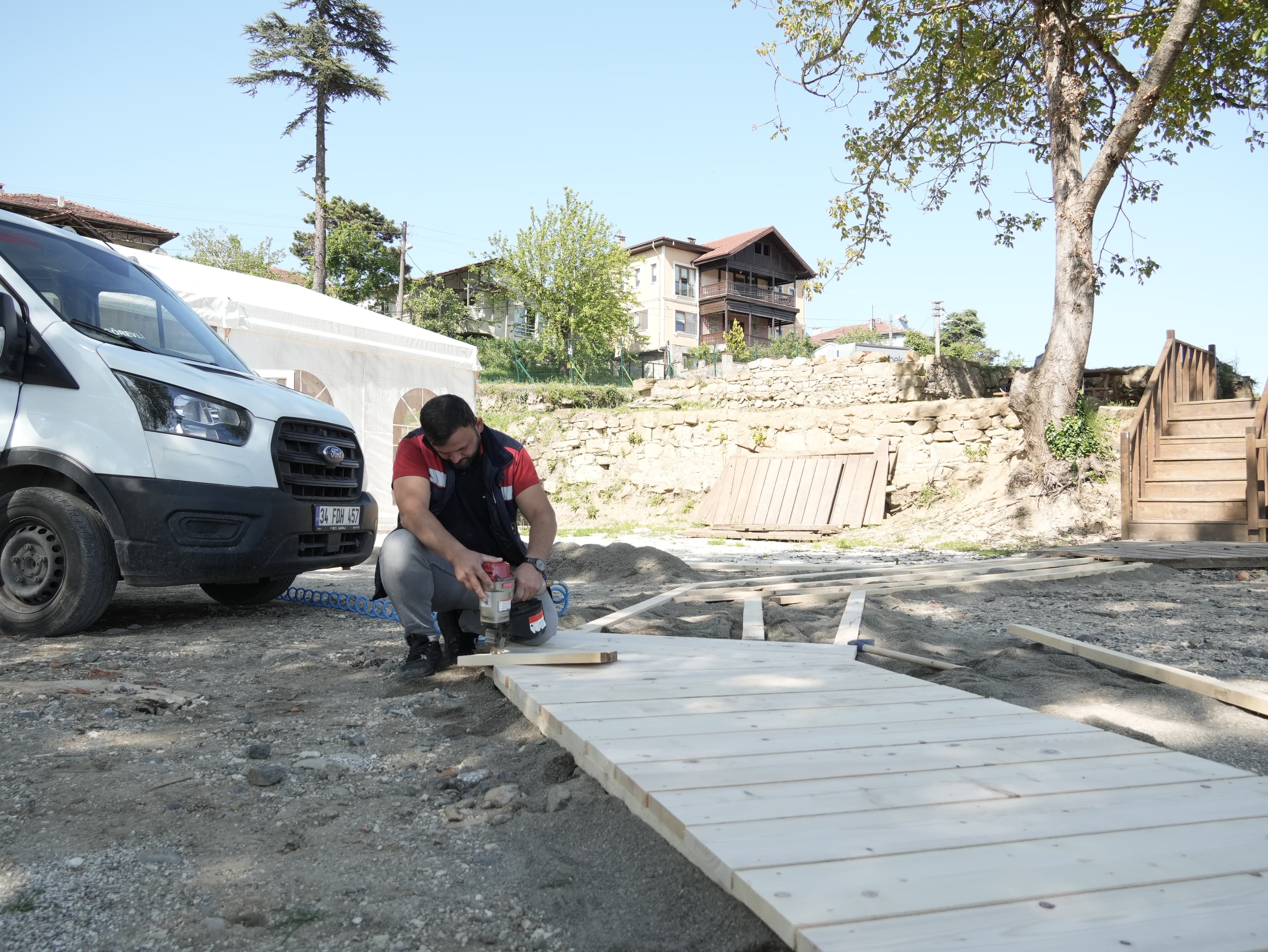 SEYİR TERASINDAN TARİHE YOLCULUK YAPILACAK