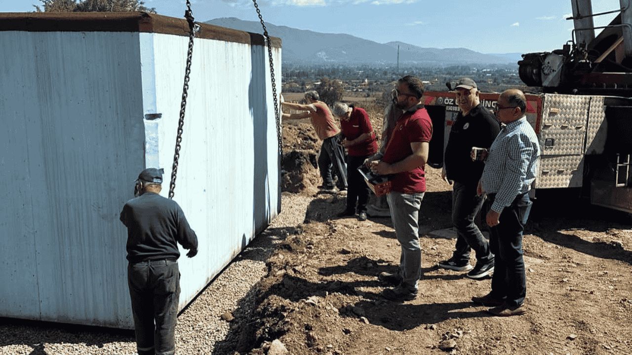 SULTANİYE KÖYÜ İÇME SUYU ŞEBEKE HATTI YENİLEME ÇALIŞMALARI DEVAM EDİYOR