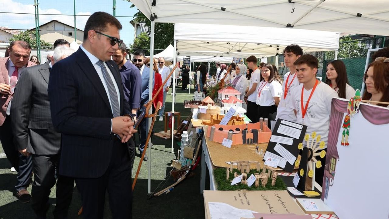 TEKNOKENT MTAL'DE BİLİMLE DOLU BİR GÜN GENÇLERİN HAYALLERİ BİLİM ŞENLİĞİNDE BULUŞTU