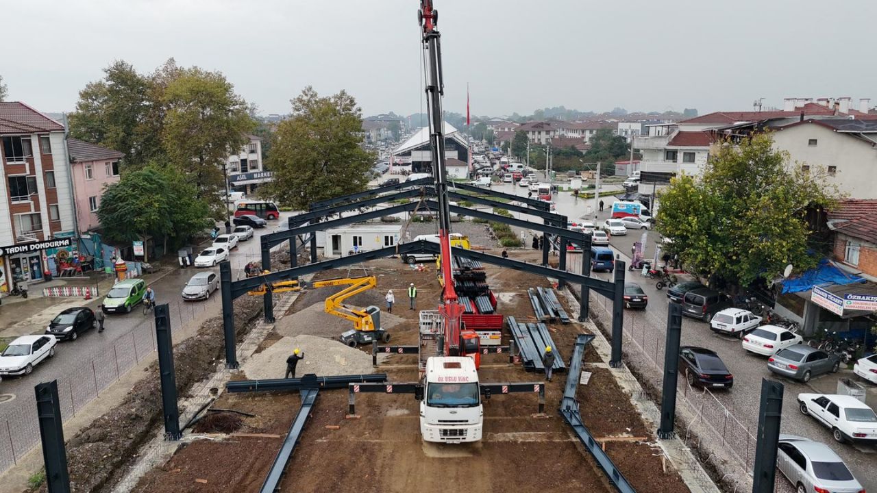 Tuhafiyeciler Kapalı Pazar Alanında Sona Yaklaşıldı