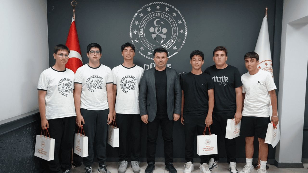 TÜRKİYE ÜÇÜNCÜLERİNDEN MÜDÜR YAZICI'YA  ZİYARET