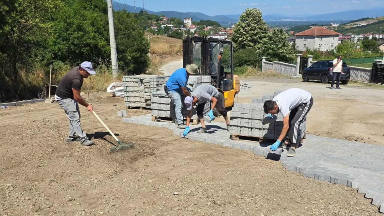 Yeni Mahalle'de Yol Çalışmaları Devam Ediyor