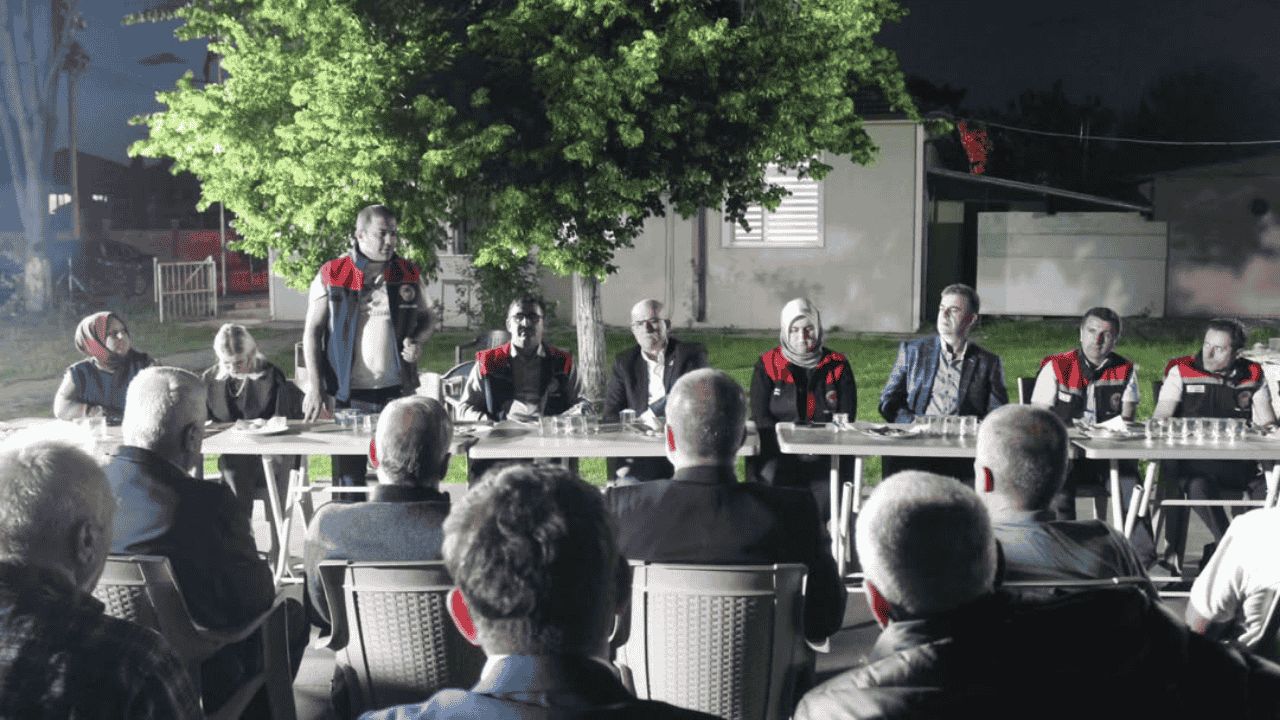 YENİTAŞKÖPRÜ KÖYÜ'NDE ÇİFTÇİ BULUŞMASI GERÇEKLEŞTİRİLDİ