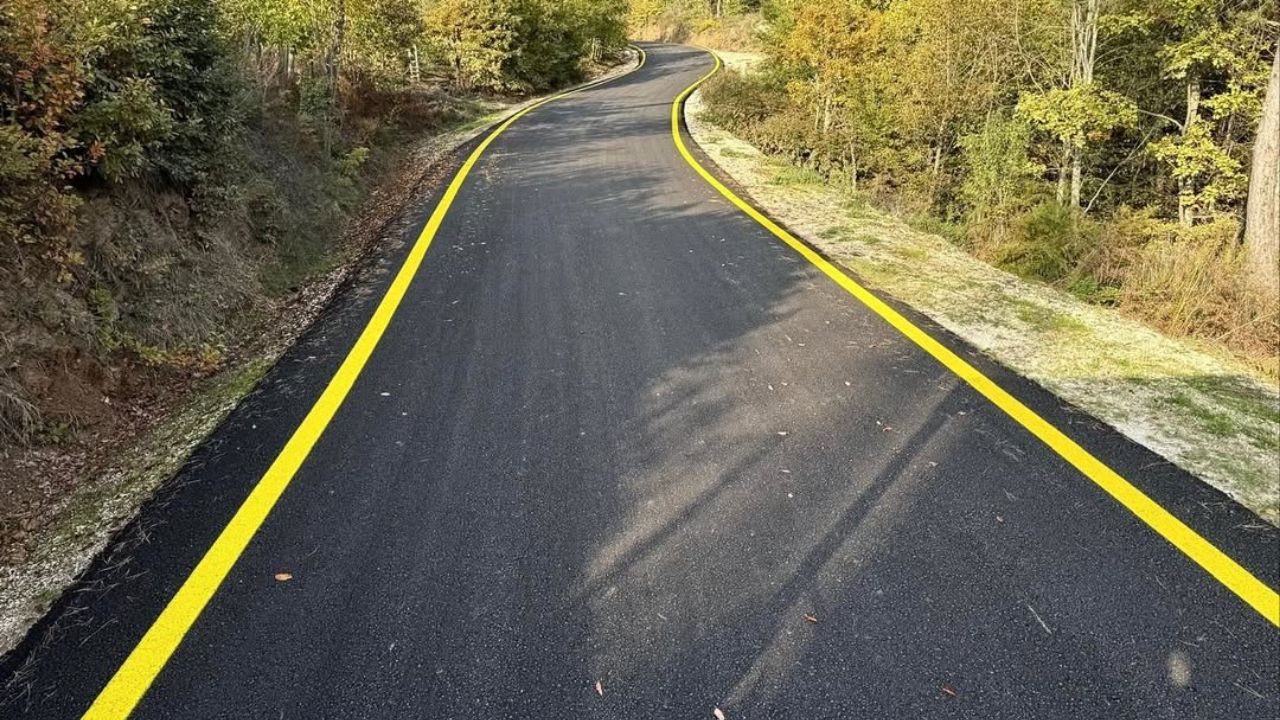 Yığılca Köy Yollarında Çizgi Çalışmaları Tamamlandı