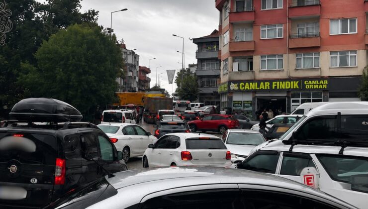 İYİ Parti Yığılca’dan Trafik Tepkisi: “İlçe Trafiği Çıkmaza Girdi”