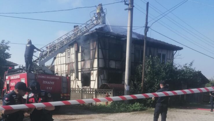Kuşoğlu Köyü’nde Korkutan Yangın: Ev Alevlere Teslim Oldu