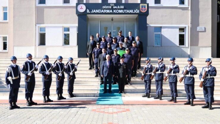 Vali Makas’tan İl Jandarma Komutanı Kılınç’a Hayırlı Olsun Ziyareti