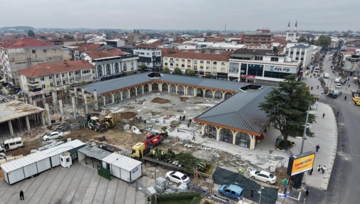 Cedidiye Kent Meydanı’nda Dönüşüm Tamamlanıyor