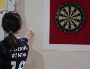 Düzce’de 216 Sporcu Dart Müsabakalarında Dereceye Girmek İçin Yarıştı