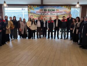 Cumayeri’nde Üreten Kadınlar Bir Araya Geldi! Tarımda Kadın Emeğine Vurgu Yapıldı
